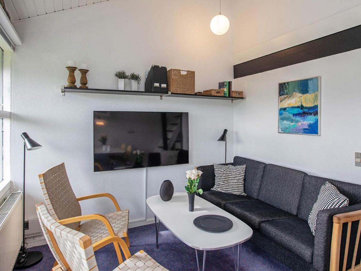 6 Person Holiday Home In V Ggerl Se Bøtø By 외부 사진